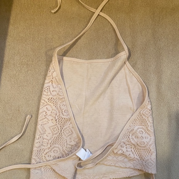 Crocheted cream tie/crop top - Picture 2 of 2